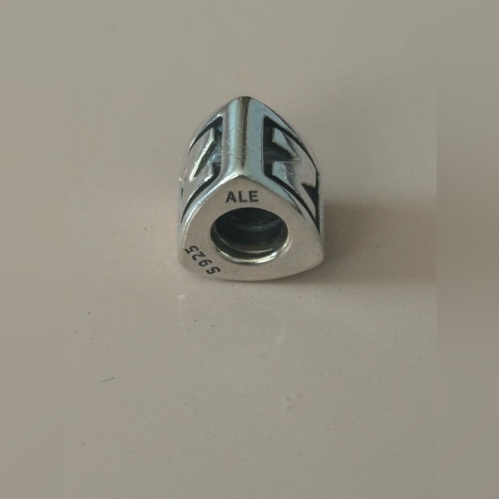 Pandora Silver N Charm - Picture 2 of 3